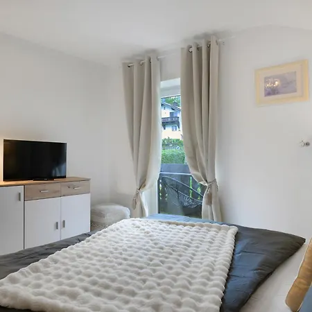 Haus Ruebezahl Апартаменты *